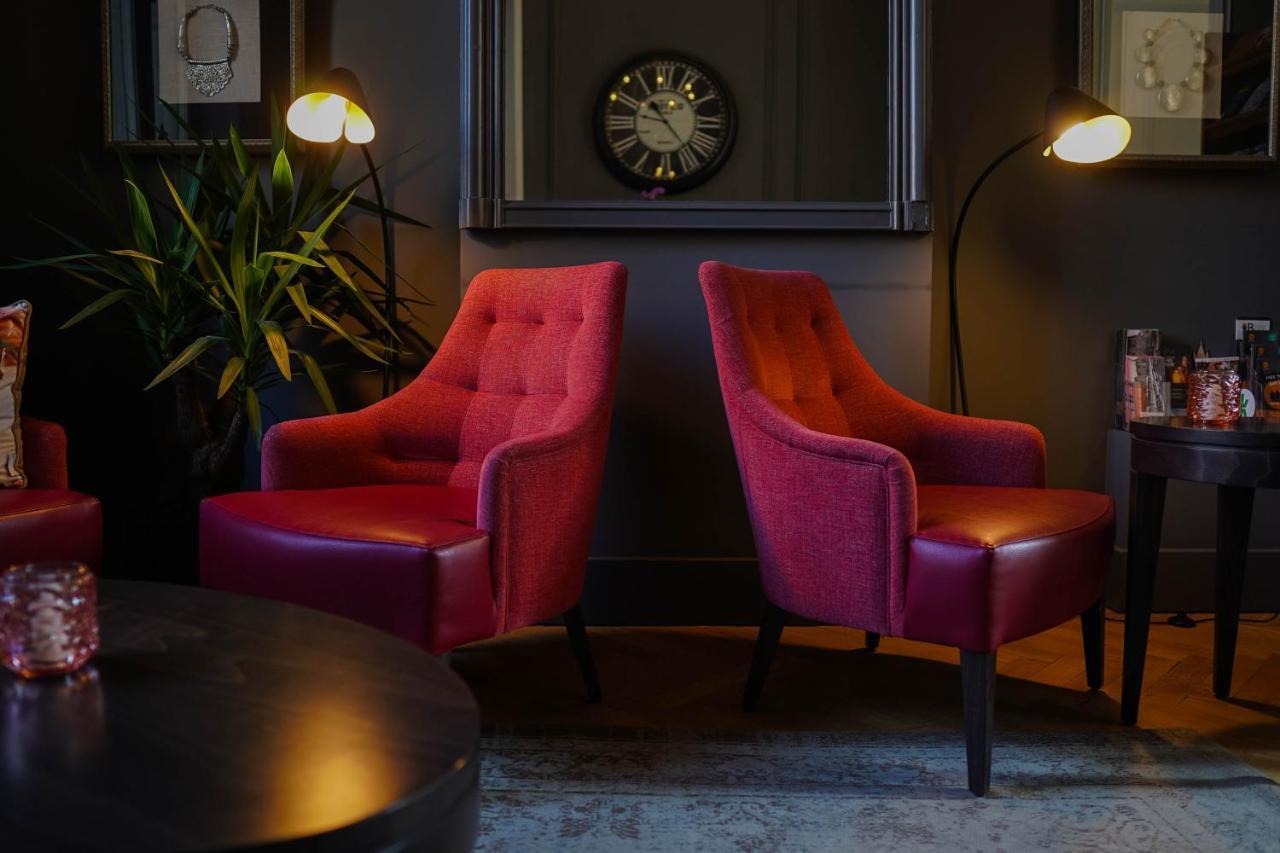 Hotel Gravensteen Гент Экстерьер фото