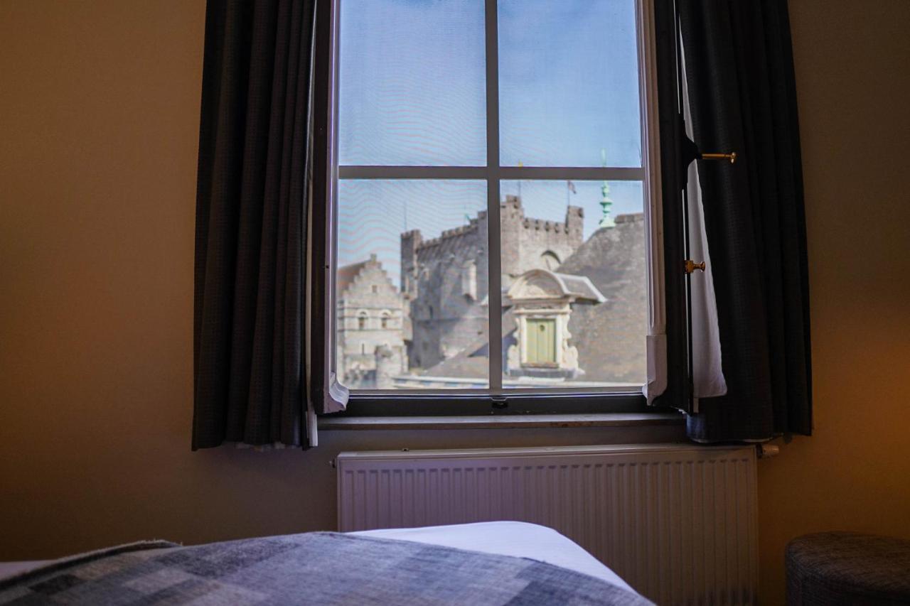 Hotel Gravensteen Гент Экстерьер фото