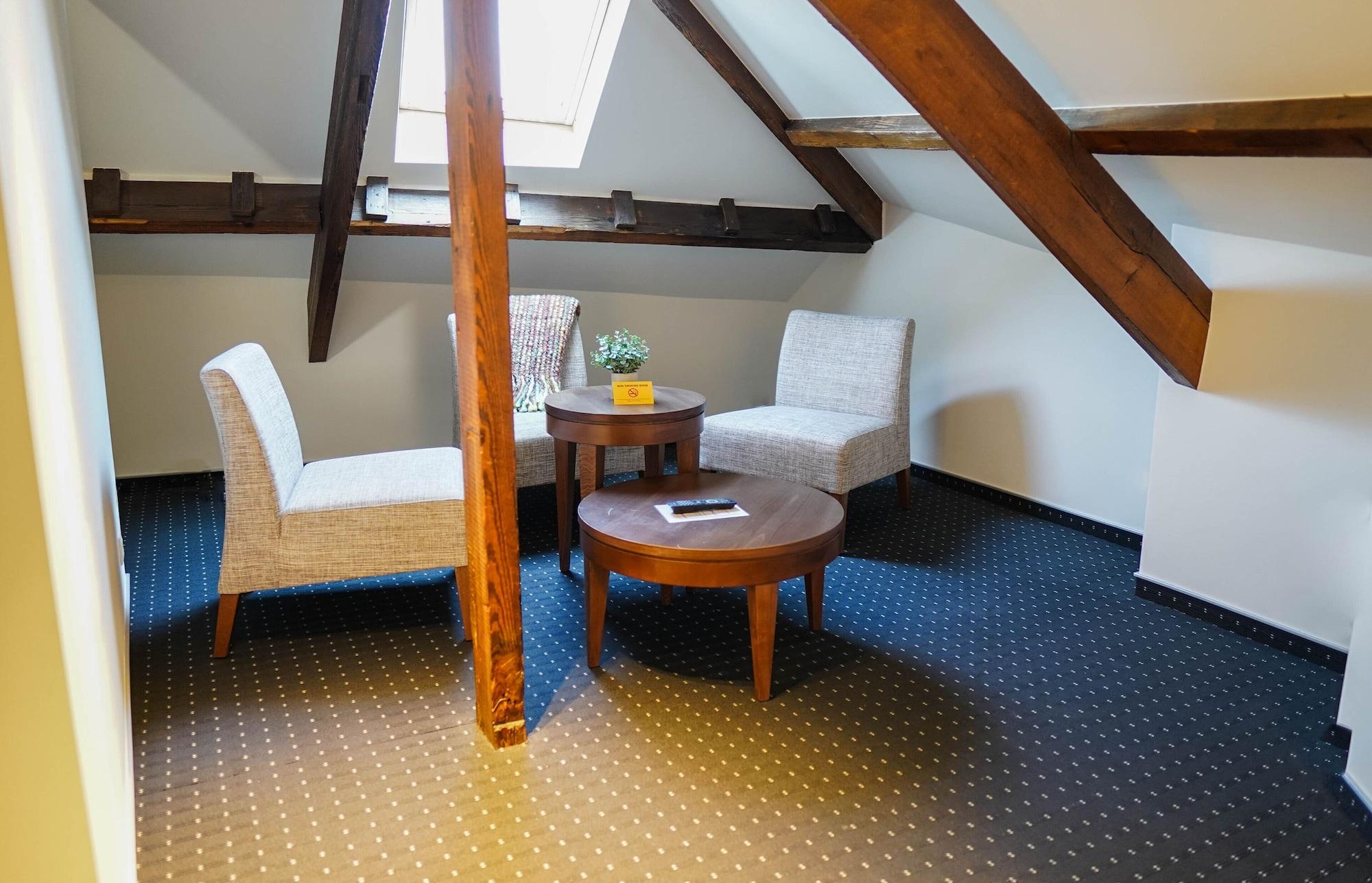Hotel Gravensteen Гент Экстерьер фото