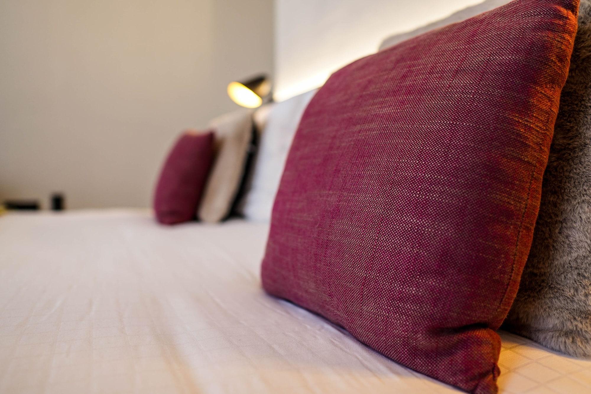 Hotel Gravensteen Гент Экстерьер фото