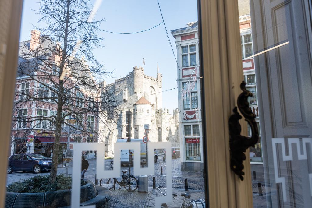 Hotel Gravensteen Гент Экстерьер фото