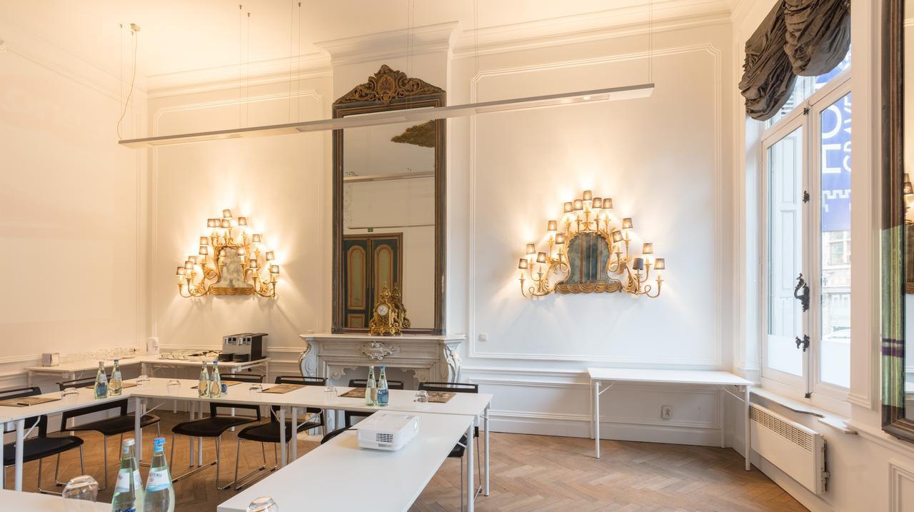 Hotel Gravensteen Гент Экстерьер фото